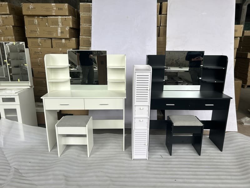 Modern white MDF dressing table with mirror, 3 drawers, and soft-closing hinges for bedroom decor